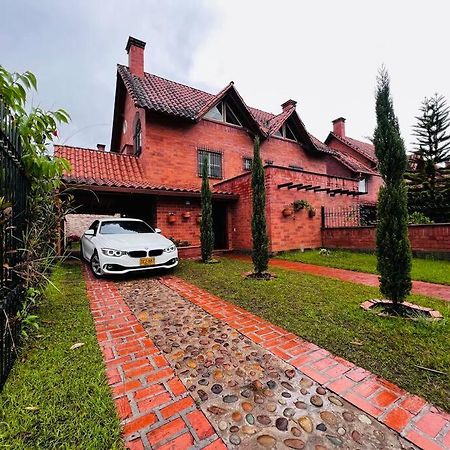 Hermosa Casa , Con Parqueadero En Rionegro Cerca Al Aeropuerto Villa Kültér fotó