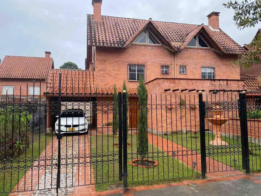 Hermosa Casa , Con Parqueadero En Rionegro Cerca Al Aeropuerto Villa Kültér fotó