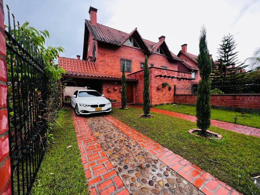 Hermosa Casa , Con Parqueadero En Rionegro Cerca Al Aeropuerto Villa Kültér fotó