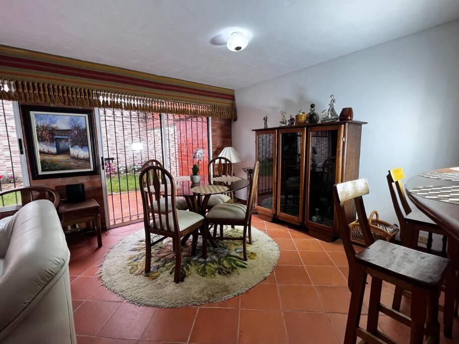 Hermosa Casa , Con Parqueadero En Rionegro Cerca Al Aeropuerto Villa Kültér fotó